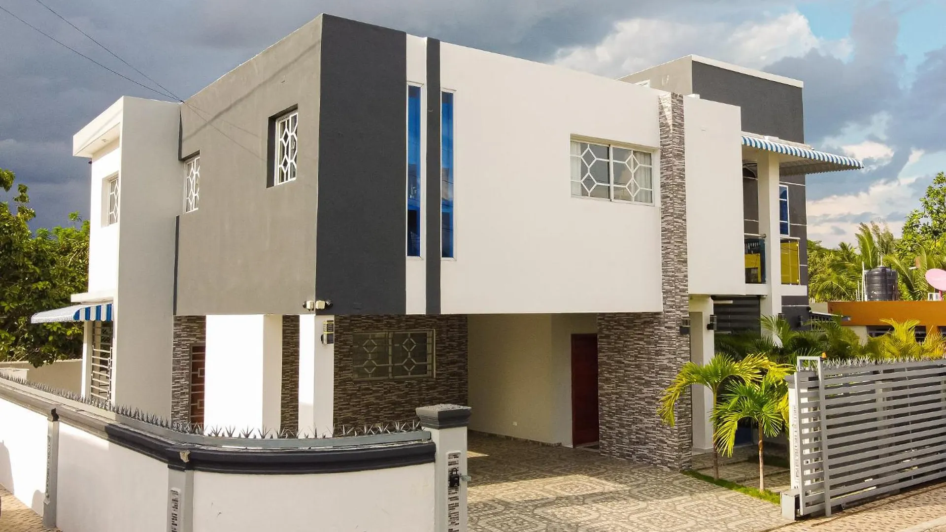 Apartamento Lujoso En Bonao Dr #1